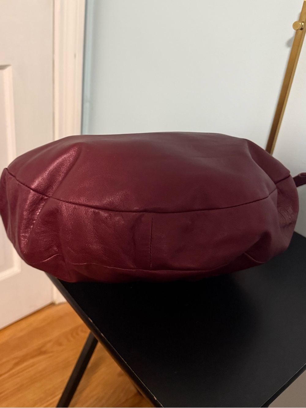 Coach Burgundy Leather Shoulder Bag with detachable handle. Gorgeous 😍 - Picture 8 of 11